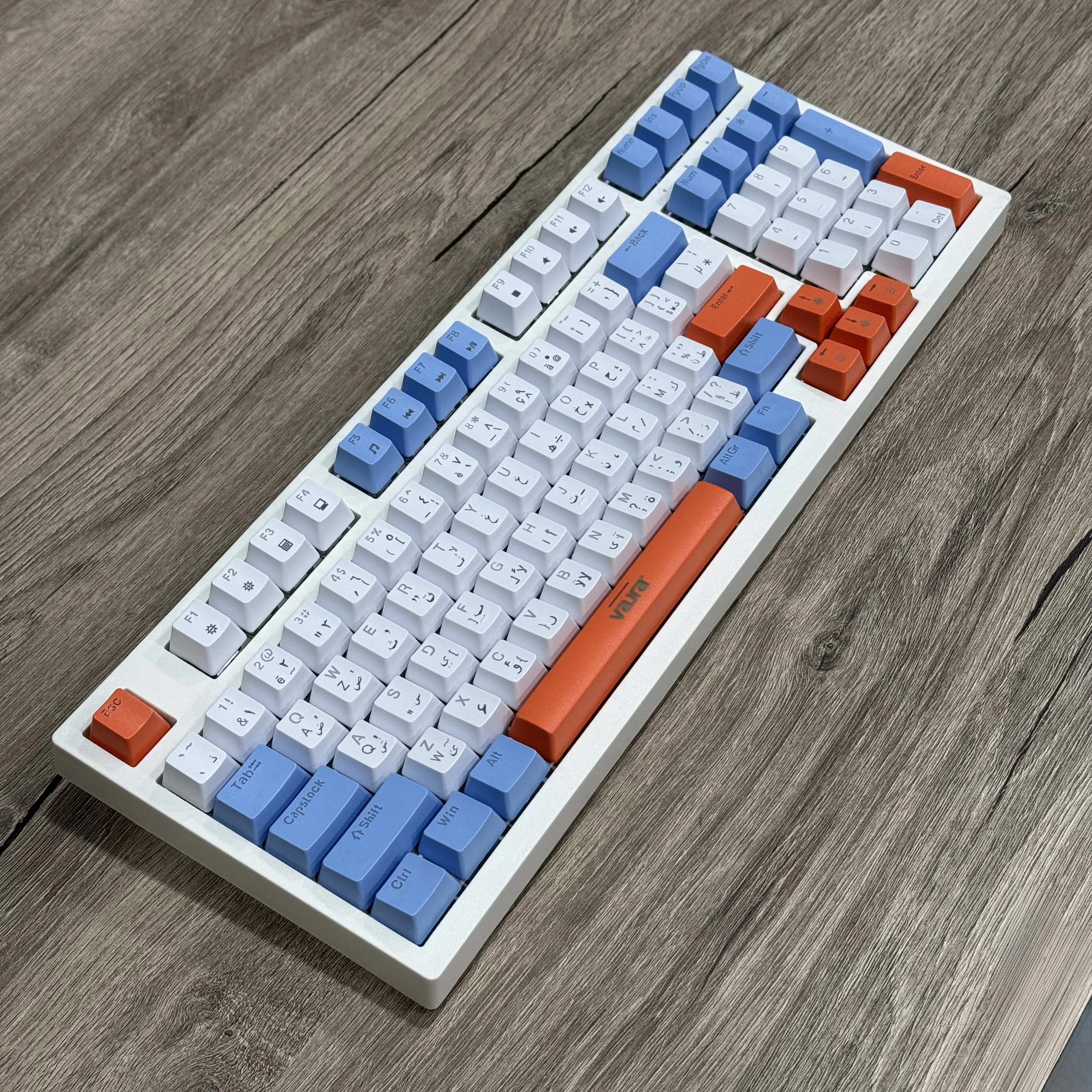 CLAVIER MECANIQUE GAMING VAJRA K98 BLUE-SWITCH WHITE-BLUE-ORANGE RGB